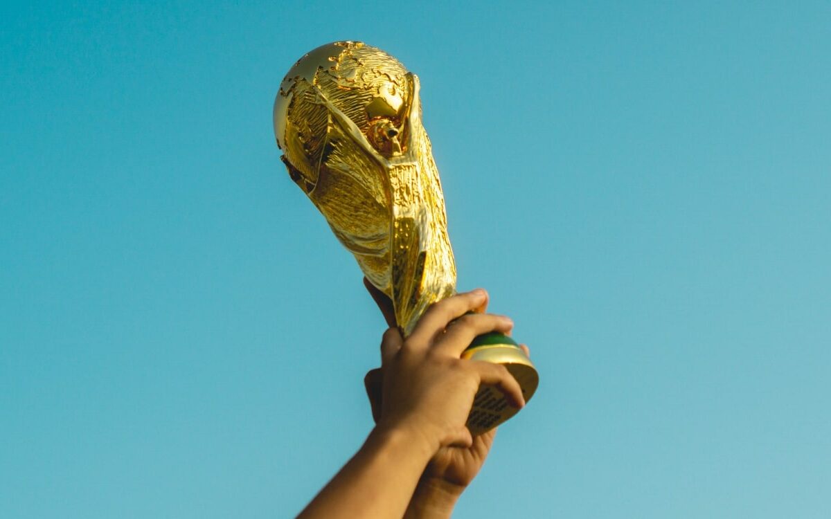 Rink Rascals: Ice Cold Adventures, Hockey Heroes, and Frozen Feats